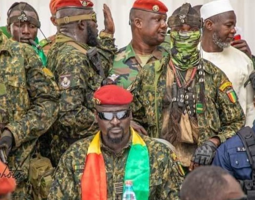Guinée: la junte donne un ultimatum de 5 jours à Alpha Condé pour signer sa démission