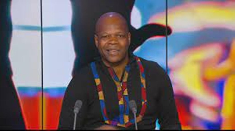 Cameroun: les obsèques à Nkolbogo d'Amobé Mévégué, ancien journaliste de RFI Cameroun: les obsèques à Nkolbogo d'Amobé Mévégué, ancien journaliste de RFI