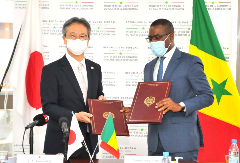 Sécurité alimentaire: Le Japon accorde au Sénégal une subvention de plus d’un milliards F CFA pour l’achat de riz Sécurité alimentaire: Le Japon accorde au Sénégal une subvention de plus d’un milliards F CFA pour l’achat de riz