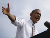 Barack Obama, lors d'une intervention devant la presse le 3 octobre, accuse les républicains de mettre en péril l'économie américaine. REUTERS/Jason Reed