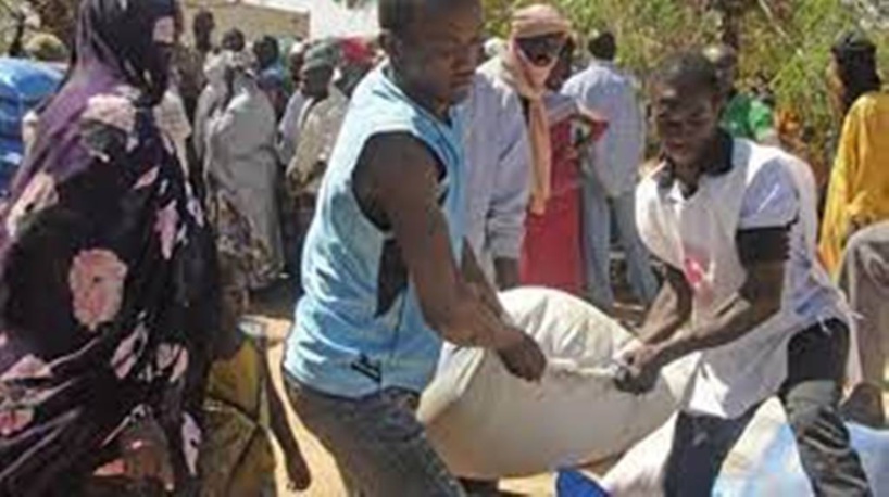Mali : distribution de vivres et assistance médicale dans le plus grand site de déplacés à Bamako Mali : distribution de vivres et assistance médicale dans le plus grand site de déplacés à Bamako