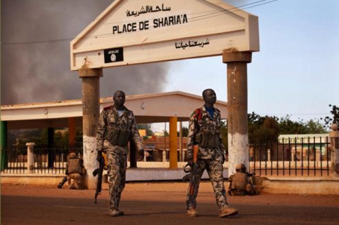 Mali: enquête à Gao pour déterminer la provenance des tirs d’armes lourdes