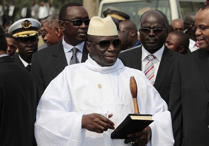 Gambie : Yaya Djammeh gracie deux membres du MFDC