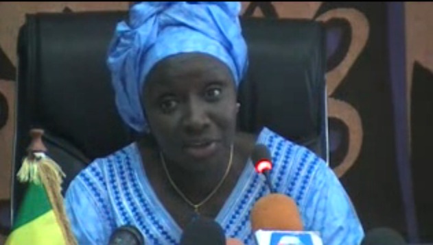 Aminata Touré en réaction à la marche du PDS : "les sénégalais sont préoccupés par les bêlements du mouton"
