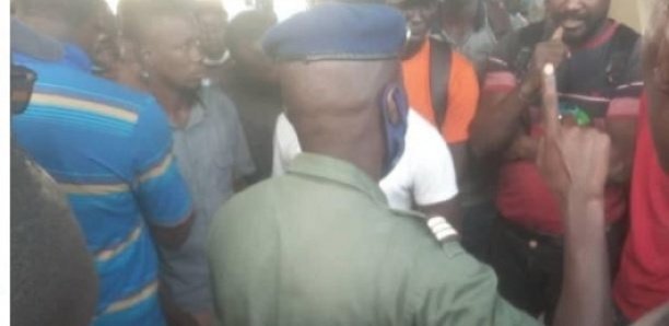 Les prestataires de la Senelec en grève de la faim, chassés du pont Saint-Lazare par la Gendarmerie