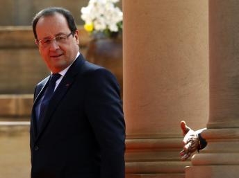 Brignoles et le FN s'immiscent dans le voyage de François Hollande en Afrique du Sud
