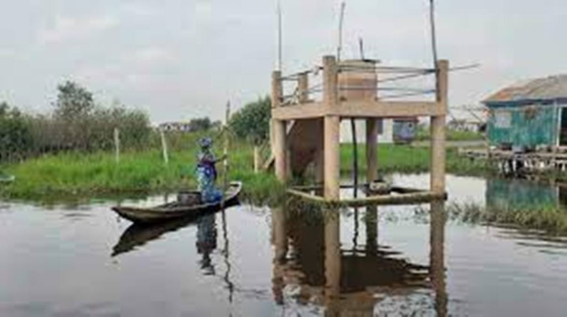 Au Bénin, le projet Nokoué apporte de l'eau potable aux habitants Au Bénin, le projet Nokoué apporte de l'eau potable aux habitants