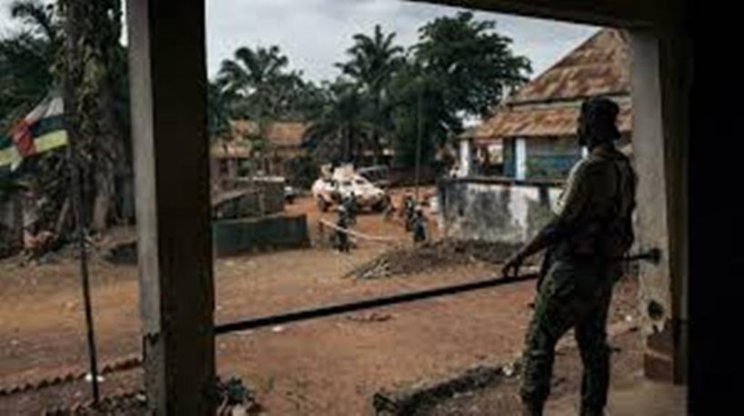 Centrafrique: le cessez-le-feu déjà violé par les loyalistes, accusent les rebelles Centrafrique: le cessez-le-feu déjà violé par les loyalistes, accusent les rebelles