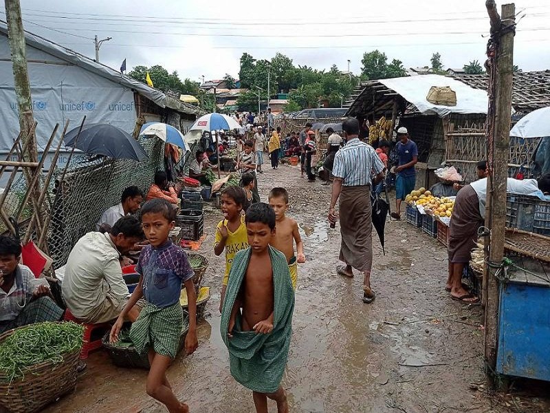 Une fusillade fait sept morts dans un camp de réfugiés rohingyas