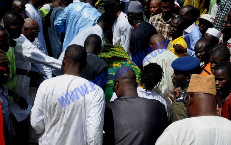 PHOTOS & VIDEO-La Nation sénégalaise rend un dernier hommage au « vrai lion »