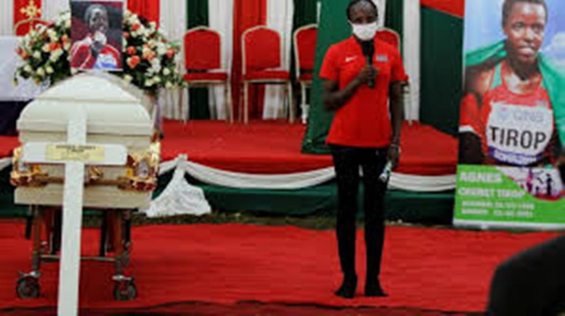 Tristesse et colère au Kenya pour les funérailles de l'athlète kényane Agnes Tirop