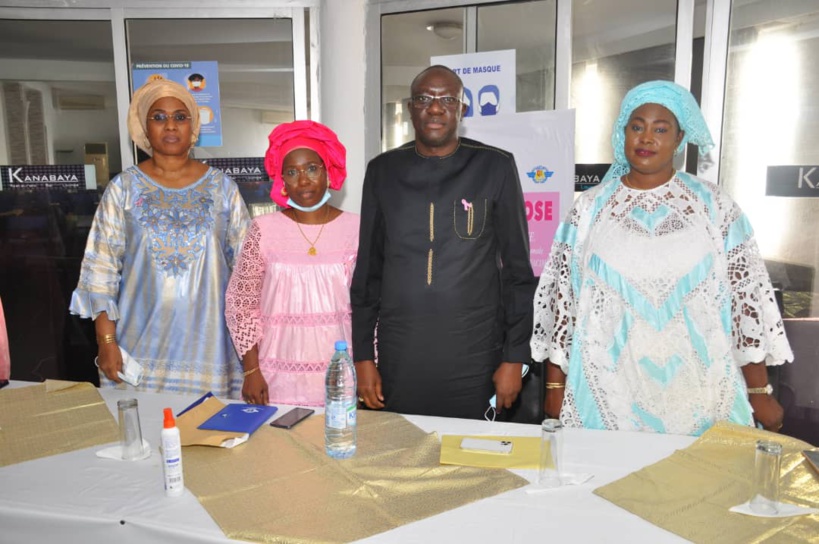 Octobre rose : L’Association des Femmes de l’ANACIM apporte sa contribution à la sensibilisation Octobre rose : L’Association des Femmes de l’ANACIM apporte sa contribution à la sensibilisation