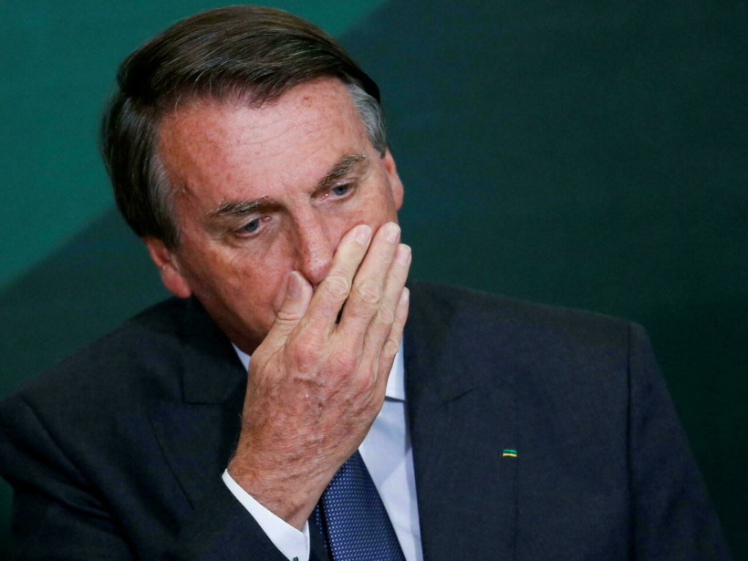 Covid-19 au Brésil : le rapport sénatorial qui recommande l'inculpation de Jair Bolsonaro approuvé Covid-19 au Brésil : le rapport sénatorial qui recommande l'inculpation de Jair Bolsonaro approuvé
