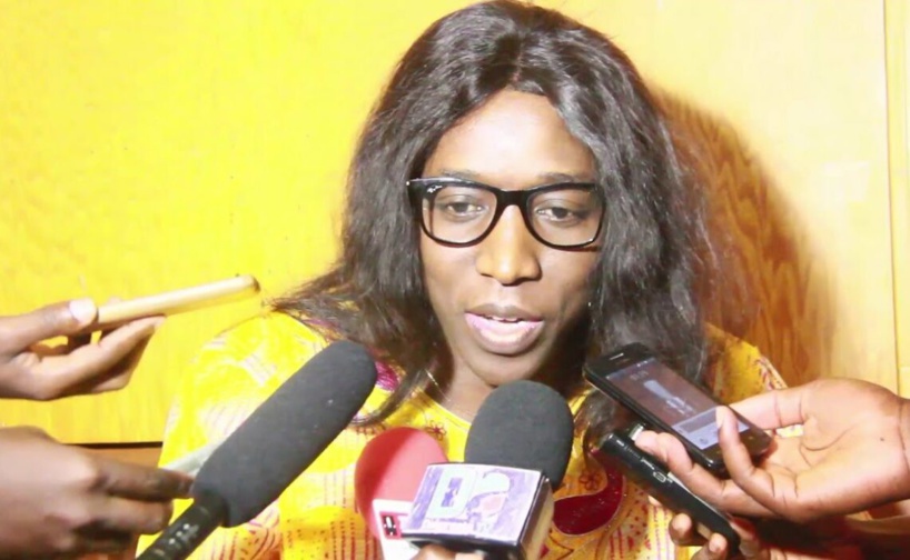 Investiture à Paoskoto: Amy Mbacké Thiam de l’Apr entre en dissidence après le choix porté sur Aly Mané Investiture à Paoskoto: Amy Mbacké Thiam de l’Apr entre en dissidence après le choix porté sur Aly Mané