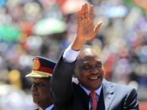 Le 20 octobre, le président Uhuru Kenyatta célèbre le jour des héros au stade national de Nairobi. REUTERS/Noor Khamis