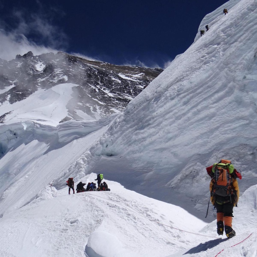 Népal: les corps des trois alpinistes français disparus le 26 octobre ont été retrouvés (police) Népal: les corps des trois alpinistes français disparus le 26 octobre ont été retrouvés (police)