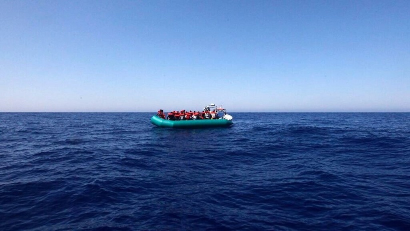 Médecins sans frontières découvre dix cadavres de migrants au large de la Libye