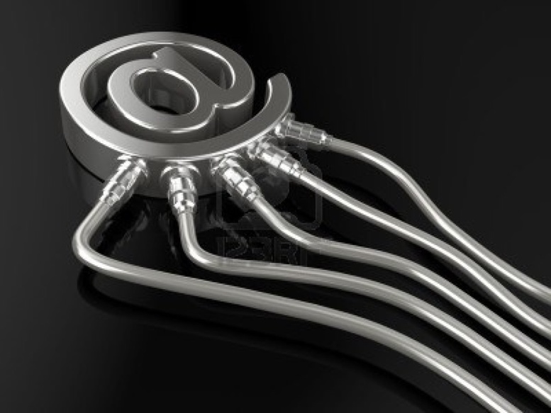 Internet: Dilma Rousseff prépare une Constitution à vocation planétaire Internet: Dilma Rousseff prépare une Constitution à vocation planétaire