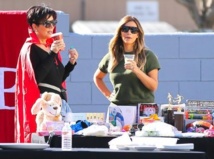Kim Kardashian : vide-grenier en famille pour la bonne cause !