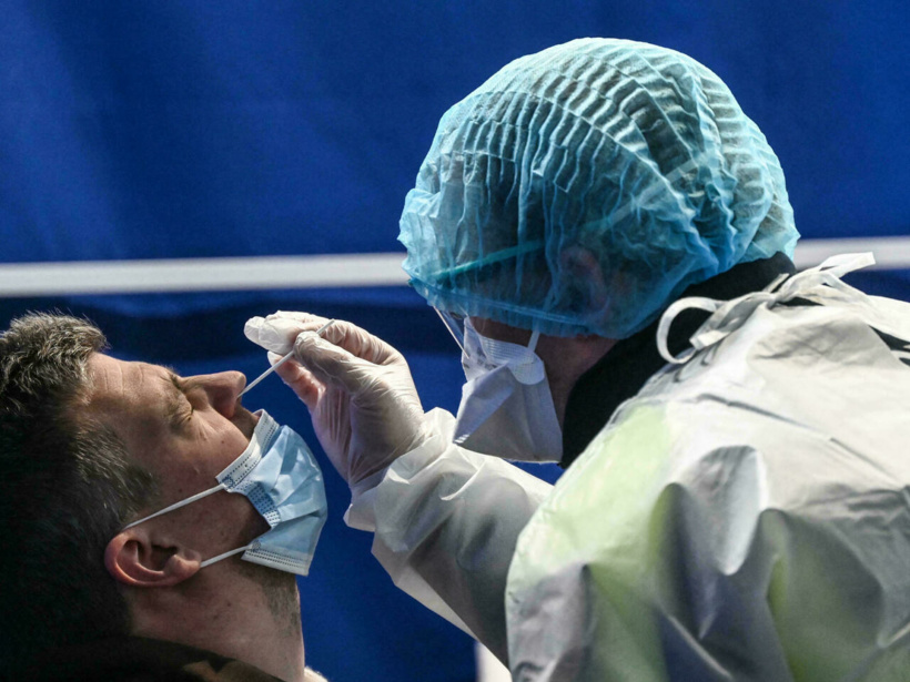 Covid-19 : la dose de rappel et le retour du masque obligatoire au menu du Conseil de défense Covid-19 : la dose de rappel et le retour du masque obligatoire au menu du Conseil de défense