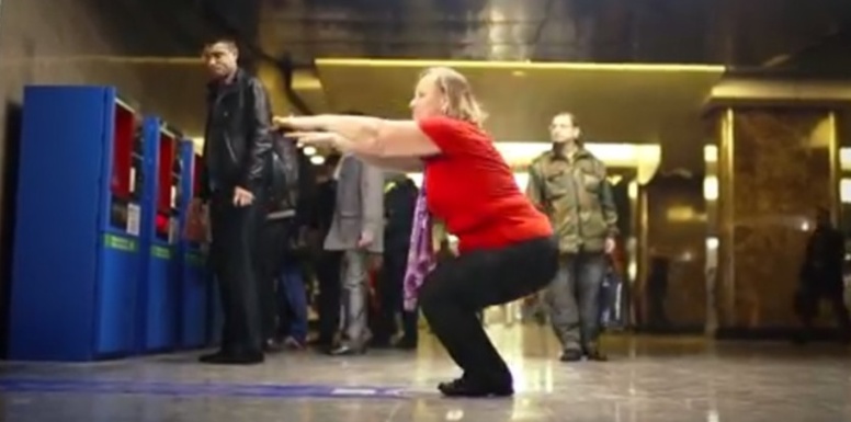 J.O de Sotchi : la ville de Moscou offre un ticket de métro contre 30 flexions J.O de Sotchi : la ville de Moscou offre un ticket de métro contre 30 flexions