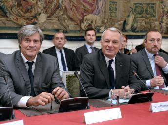 France: Jean-Marc Ayrault annonce une remise à plat du système fiscal