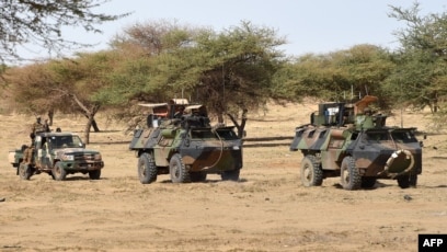 Après le Burkina, un convoi militaire français bloqué par des manifestants au Niger, trois morts annoncés