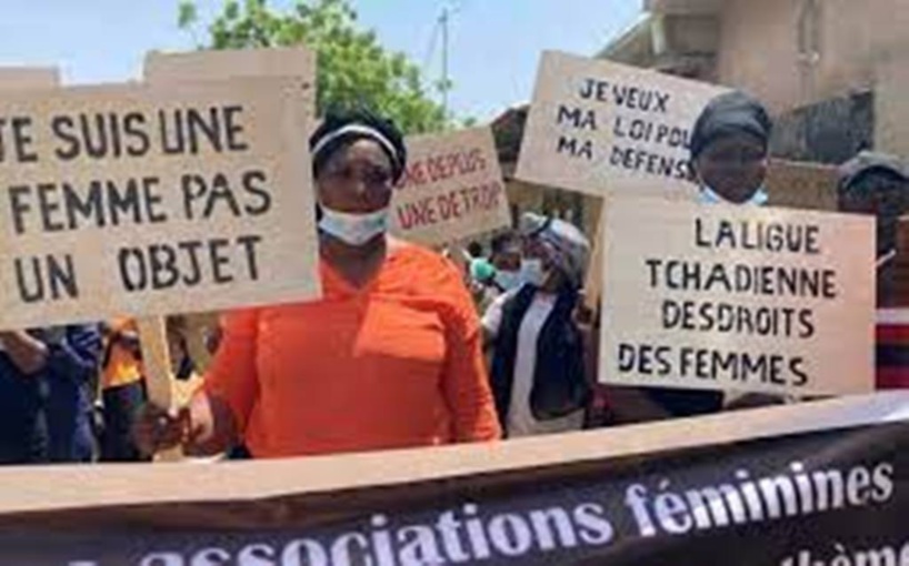Tchad : action de sensibilisation sur les violences faites aux femmes dans un lycée de Ndjamena Tchad : action de sensibilisation sur les violences faites aux femmes dans un lycée de Ndjamena