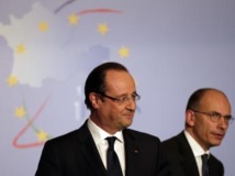 Le Premier ministre italien, Enrico Letta, et le président français, François Hollande, ont affiché leur proximité à Rome, le 20 novembre 2013. REUTERS/Max Rossi