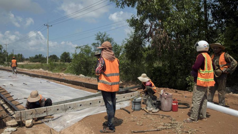 L'Union Européenne veut mobiliser 300 milliards d'euros dans l'aide au développement pour rivaliser avec la Chine L'Union Européenne veut mobiliser 300 milliards d'euros dans l'aide au développement pour rivaliser avec la Chine