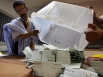 Opération de vote en Mauritanie, en 2007. AFP PHOTO/GEORGES GOBET