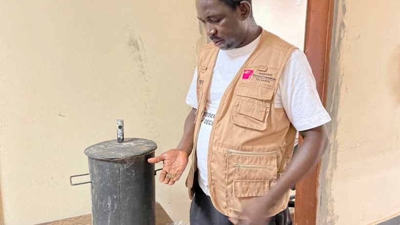 Présidentielle Gambie: le vote a débuté Présidentielle Gambie: le vote a débuté