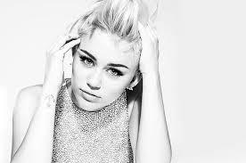 Miley  Cyrus Cambriolée : La bague de fiançailles de Liam Hemsworth volée ?