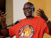 Zwelinzima Vavi, secrétaire général de la Cosatu AFP PHOTO/ALEXANDER JOE Zwelinzima Vavi, secrétaire général de la Cosatu AFP PHOTO/ALEXANDER JOE