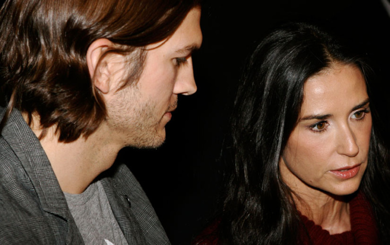 Demi Moore et Ashton Kutcher officiellement divorcés Demi Moore et Ashton Kutcher officiellement divorcés