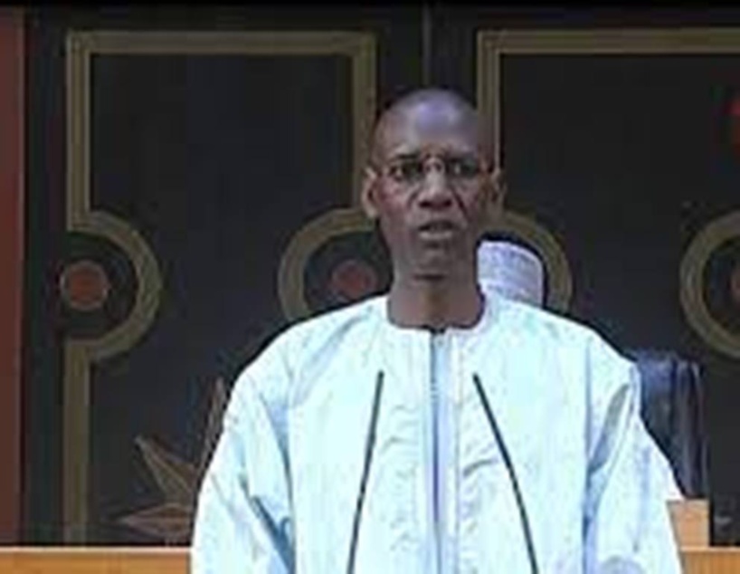 Assemblée nationale: Abdoulaye Daouda Diallo s’exprime sur la situation de La Poste Assemblée nationale: Abdoulaye Daouda Diallo s’exprime sur la situation de La Poste