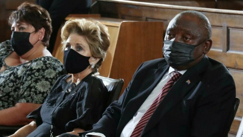 Le président sud-africain positif au Covid-19, dans un pays balayé par une nouvelle vague pandémique Le président sud-africain positif au Covid-19, dans un pays balayé par une nouvelle vague pandémique