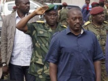 Le président Kabila (face) à Goma, le 30 novembre 2013. REUTERS/Kenny Katombe Le président Kabila (face) à Goma, le 30 novembre 2013. REUTERS/Kenny Katombe