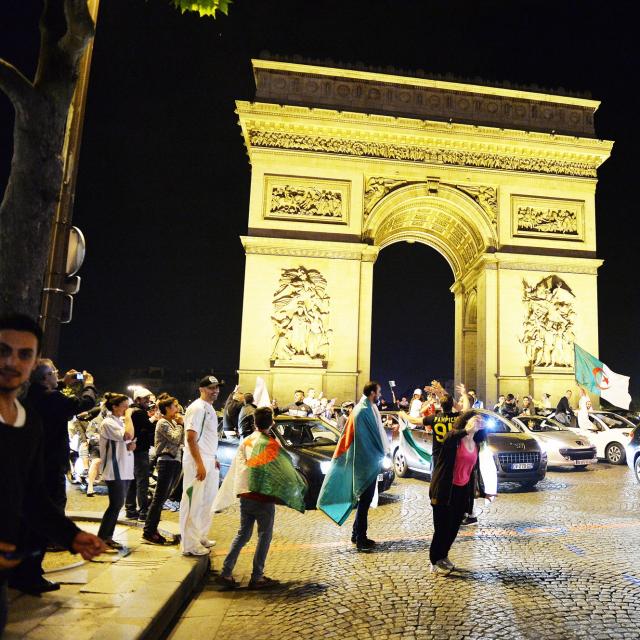 De nombreuses interpellations à Paris après le sacre de l’Algérie en Coupe Arabe