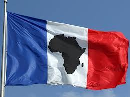 Afrique-France, Hollande en gendarme et VRP