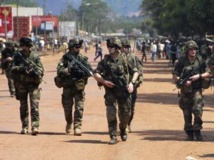 Des soldats français à Bangui, le 8 décembre 2013. REUTERS/Herve Serefio