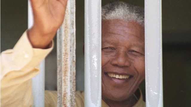Nelson Mandela : l'Afrique du Sud demande l'arrêt de la vente aux enchères de la clé de sa cellule à Robben Island