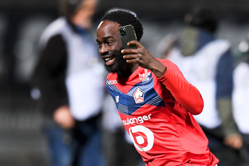 Mercato: le Losc officialise le départ d'Ikoné à la Fiorentina Mercato: le Losc officialise le départ d'Ikoné à la Fiorentina