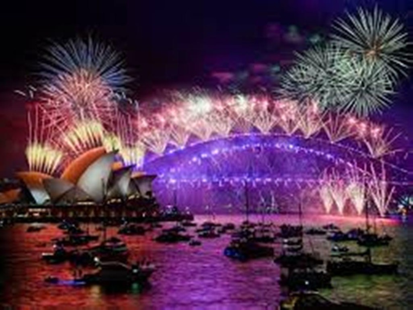 Le monde accueille 2022, le variant Omicron gâche la fête Le monde accueille 2022, le variant Omicron gâche la fête