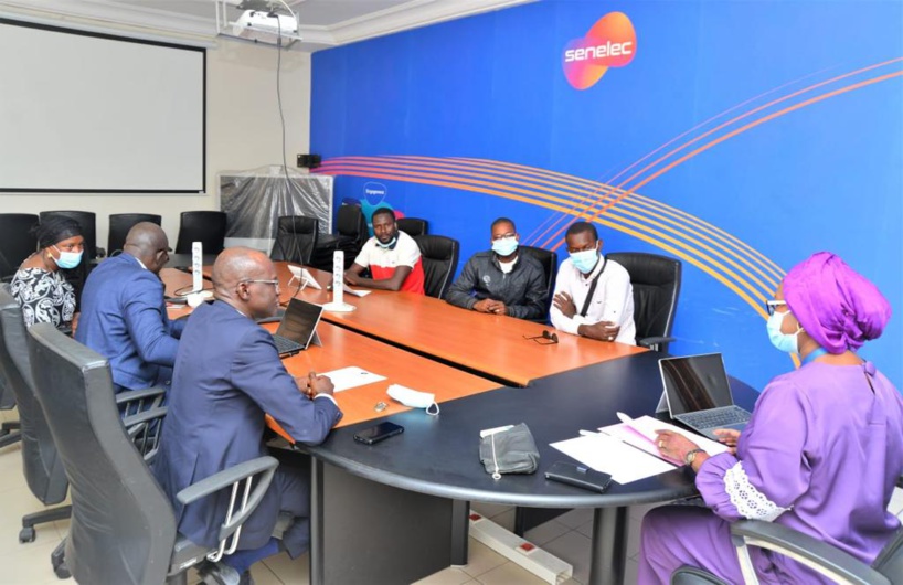 Sit-in des prestataires et ex contractuels de Senelec: La Direction Générale rassure sur l’effectivité de l’application du protocole d’accord Sit-in des prestataires et ex contractuels de Senelec: La Direction Générale rassure sur l’effectivité de l’application du protocole d’accord
