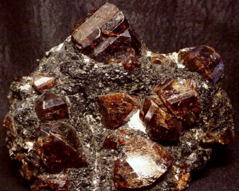 Kaya et Diender: les populations contre l'exploitation du zircon s'organisent pour faire face Kaya et Diender: les populations contre l'exploitation du zircon s'organisent pour faire face