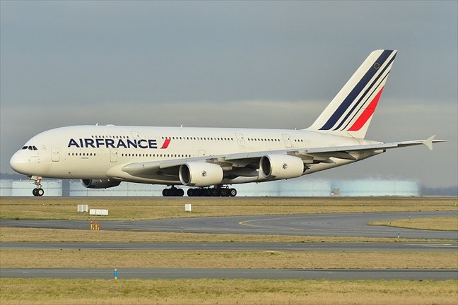 Air France suspend ses vols avec le Mali, des sanctions de l'UE à venir en plus de la France