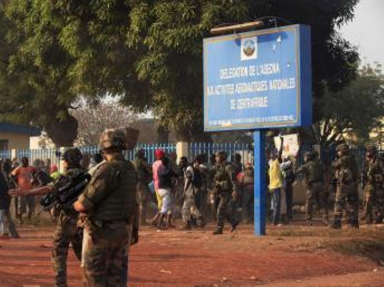 Centrafrique: nouvelle journée de violences à Bangui Centrafrique: nouvelle journée de violences à Bangui
