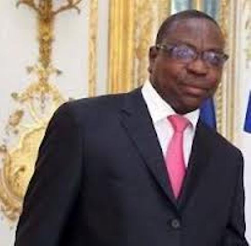 Affaires étrangères: la dernière sortie de Mankeur Ndiaye qui fait rire sous cap »