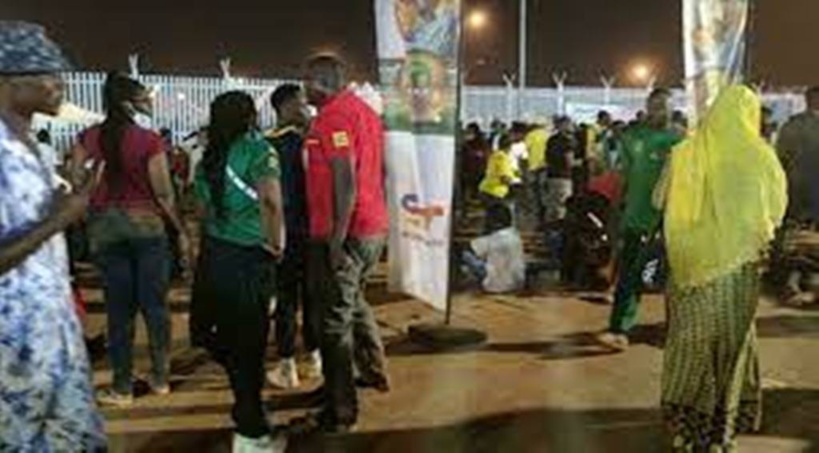 CAN : une bousculade au stade d'Olembé à Yaoundé fait plusieurs morts CAN : une bousculade au stade d'Olembé à Yaoundé fait plusieurs morts